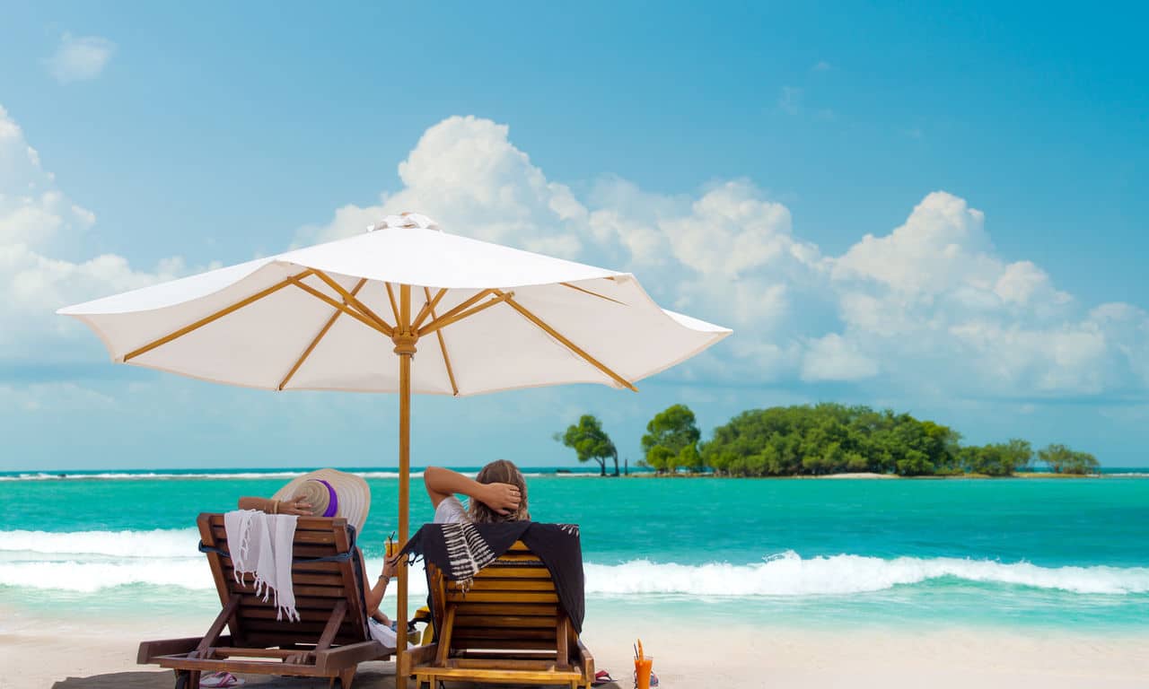 00051 bali indonesien strand türkises wsser chill out traumurlaub strand günstig reisen