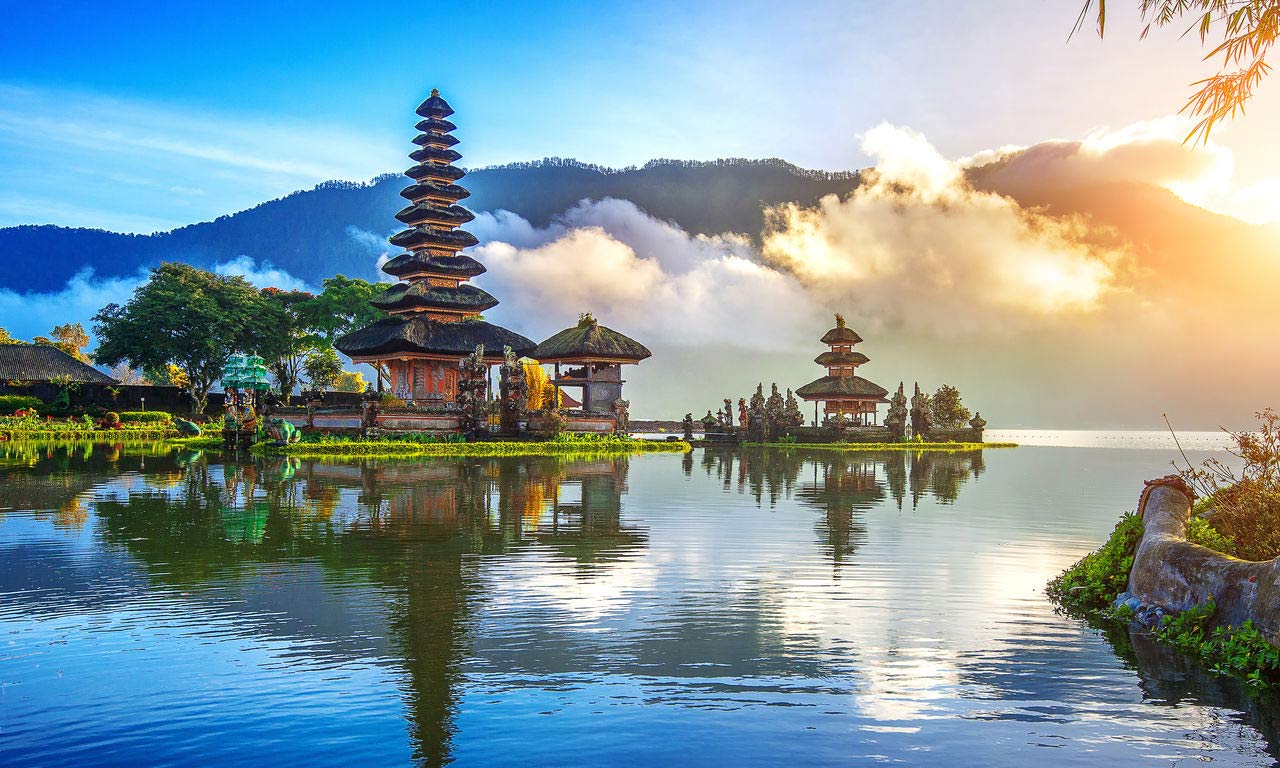 00056 hotels in bali indonesien tempel antik