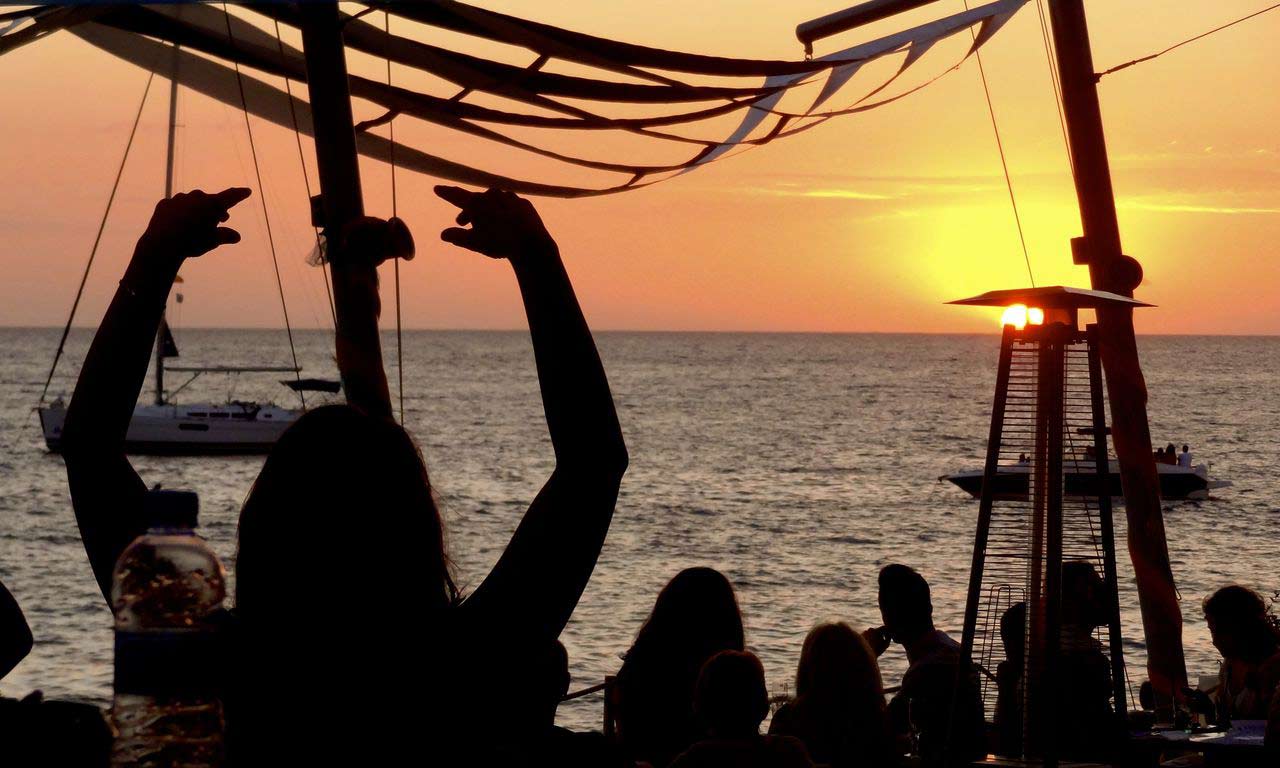 00399 ibiza urlaub spanien ballearen party sonnenuntergang sommer mittelmeer baden sonne strand