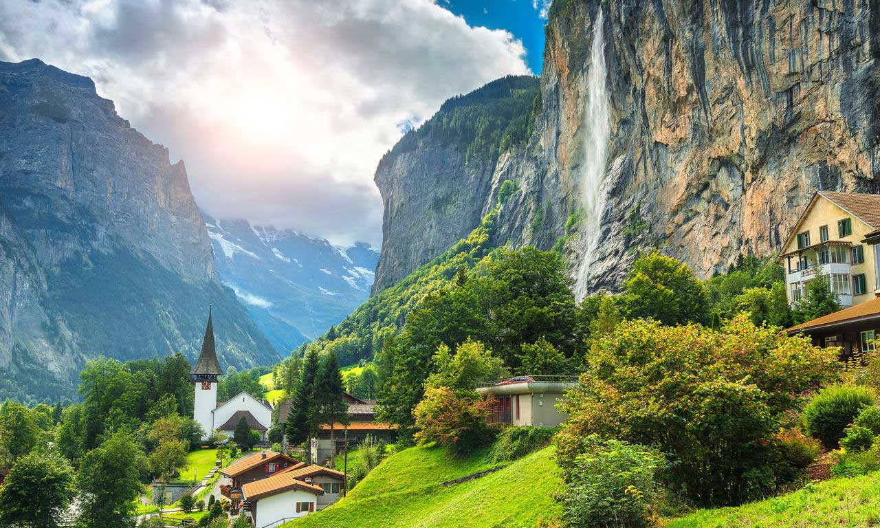 00679 europa schweiz staubbach lauterbrunnen wasserfall wandern berge alpen urlaub hotel