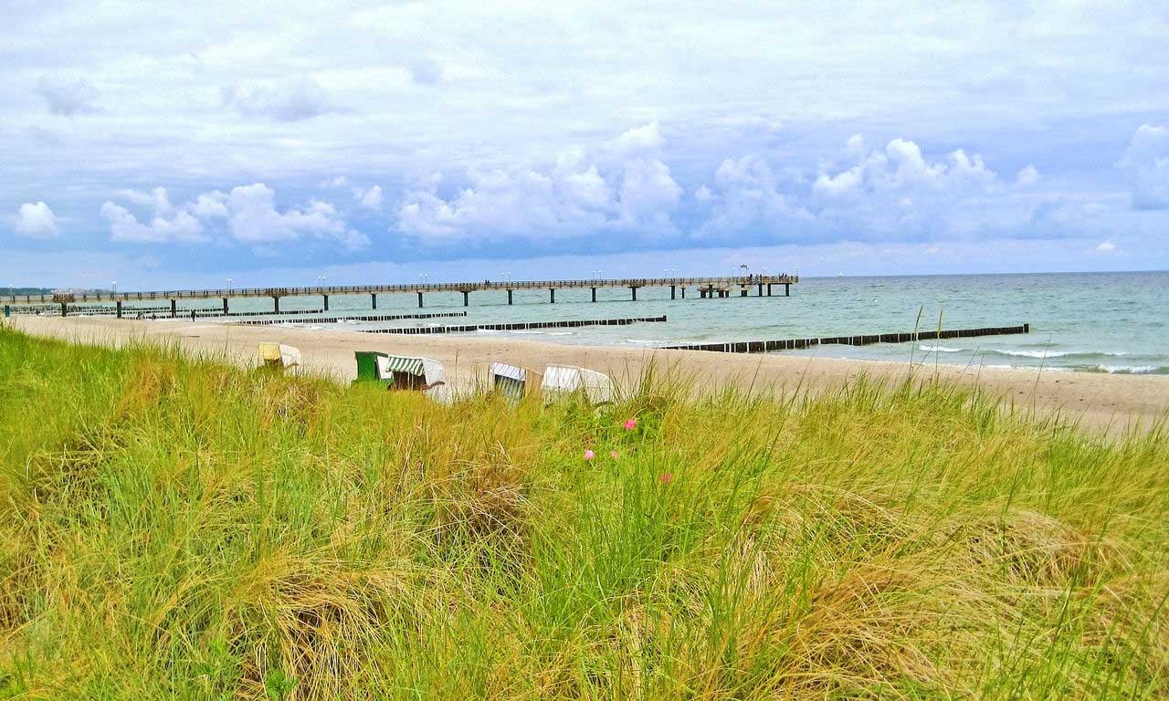 00755 kuehlungborn hotels in prerow ostsee kurztrip wochenendreise kurzurlaub strand meer strandkorb