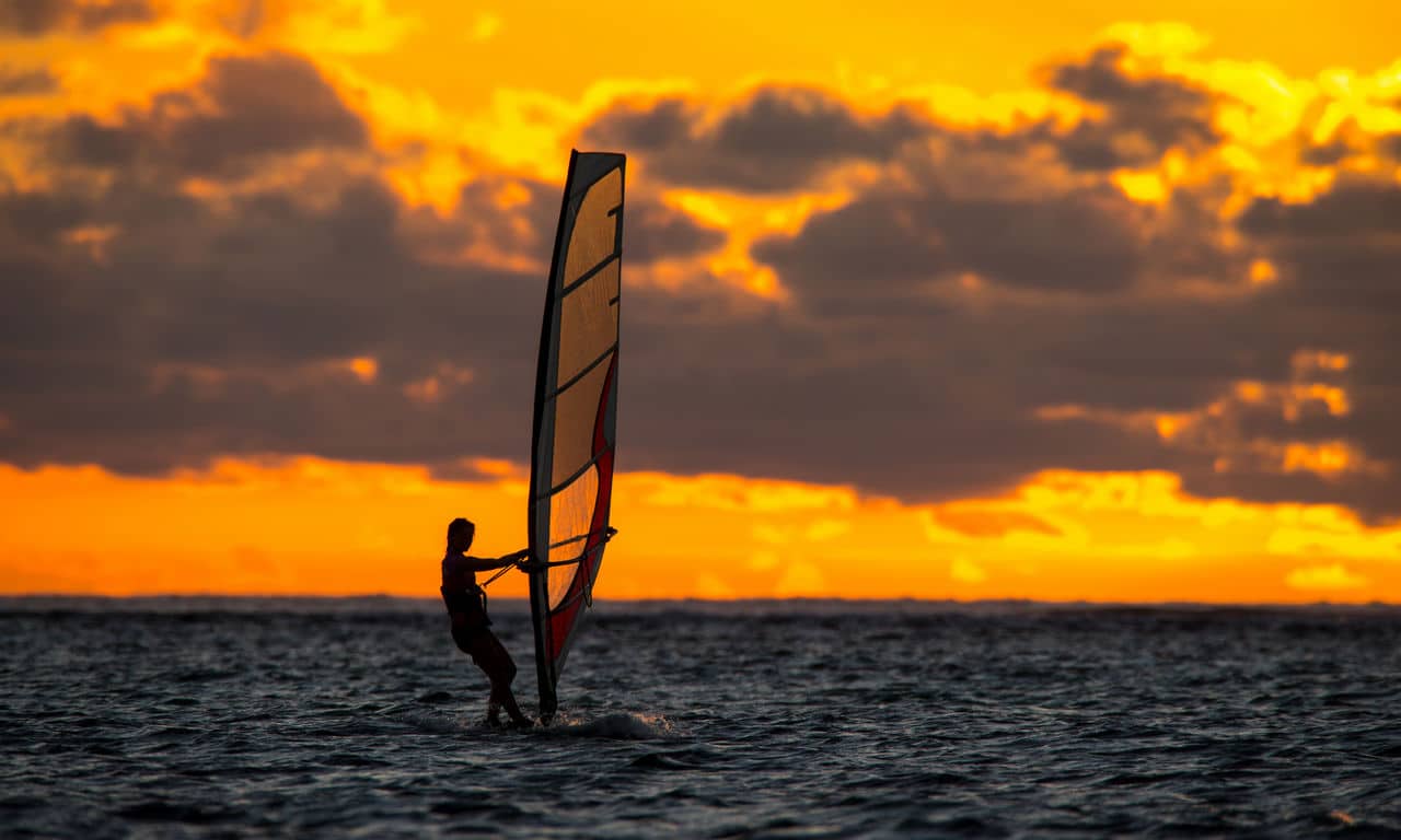 01051 mauritius urlaub fernreise windsurfen sonnenuntergang traumstrand insel strand sommer paradies