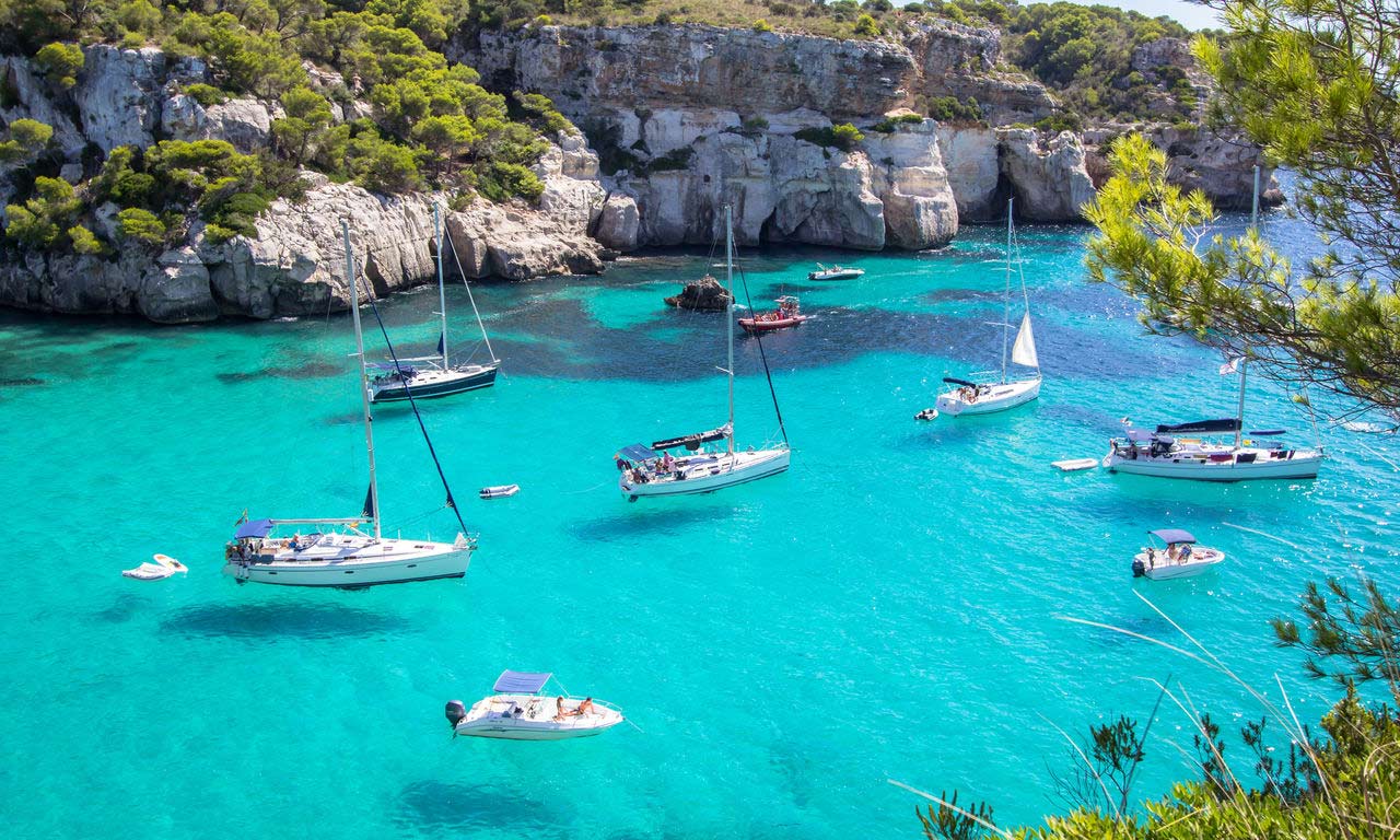 01290 menorca spanien urlaub mittelmeer balearen insel sommer strandurlaub erholung macarello bucht