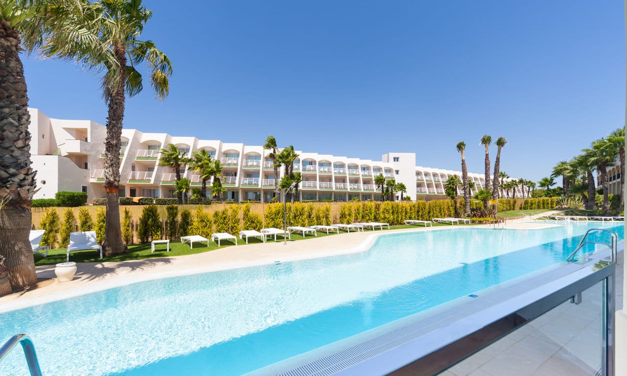 Iberostar_Costa De La luz_Andalucia Playa_ANP_SE_R DOUBLE_SWIM OUT POOL_D1608_003_low
