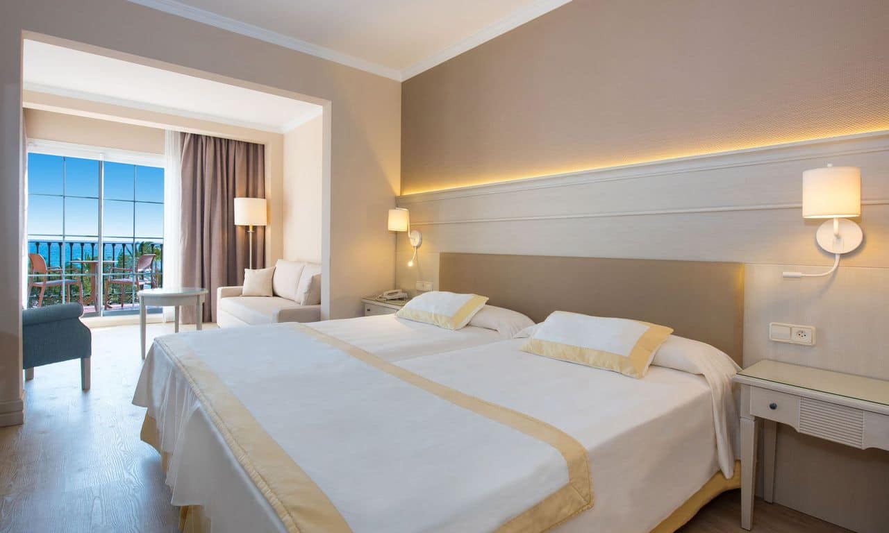 Iberostar_Costa_del Sol_Malaga Playa_MAP_IB_R JUNIOR SUITE_SEA VIEW_D1704_002_low