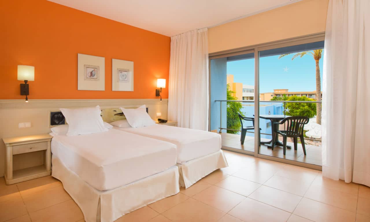 Iberostar_Fuerteventura_Playa Gaviotas Park_FUA_PR_R JUNIOR SUITE_SIMPLE_D1705_001_low
