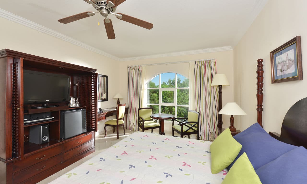 Iberostar_Kuba_Ensenachos_ENS_SE_R JUNIOR SUITE_NOT CLASSIFIED_D1310_011_low