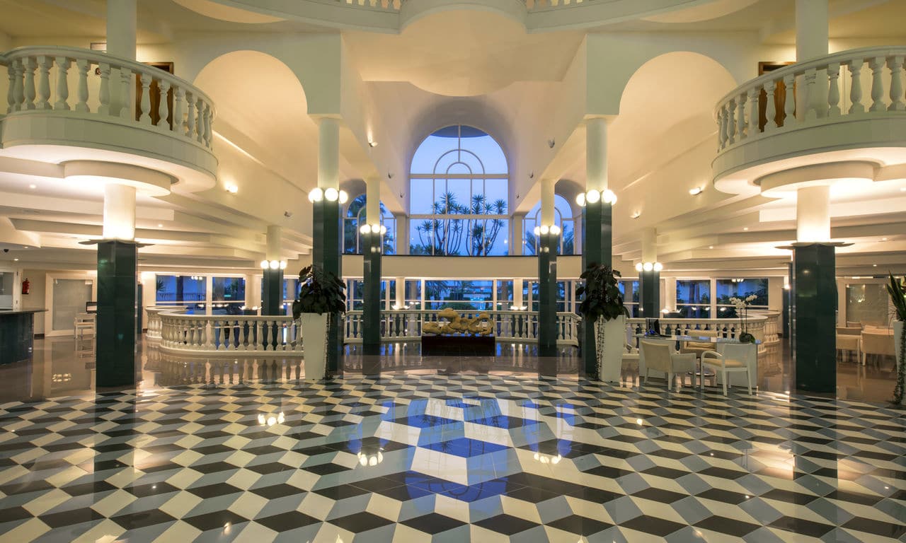 Iberostar_Mallorca_Albufera Playa_ABH_IB_FAC_HALL_D1301_066_low