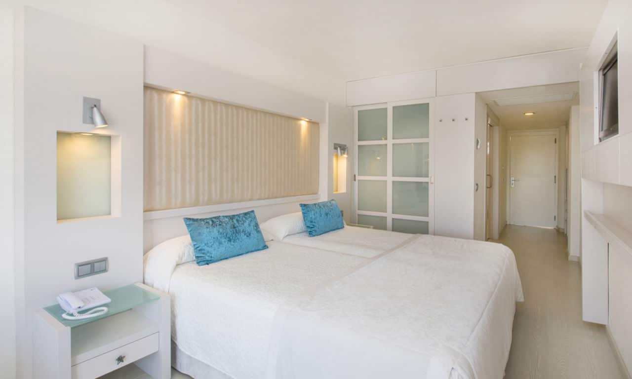 Iberostar_Mallorca_Albufera Playa_ABH_IB_STPR_ROOM_D1410_013_low