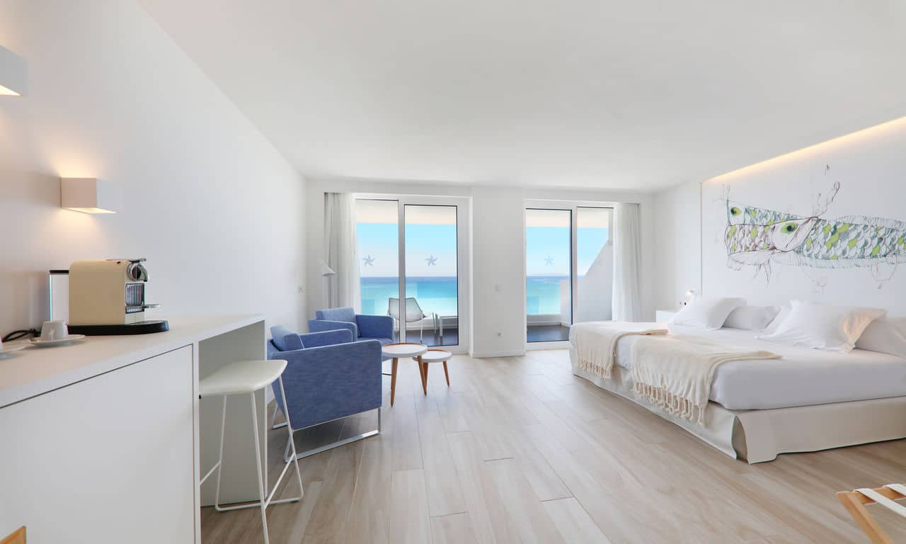 Iberostar_Mallorca_Bahia de Palma_BHP_IB_R JUNIOR SUITE_SUPERIOR_D1707_001_low