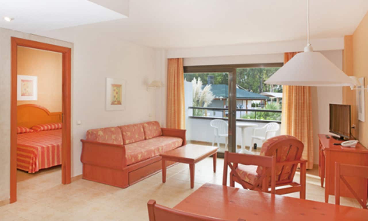 Iberostar_Mallorca_Ciudad Blanca_BLA_IB_R APARTMENT_SIDE SEA VIEW_D1310_002_low