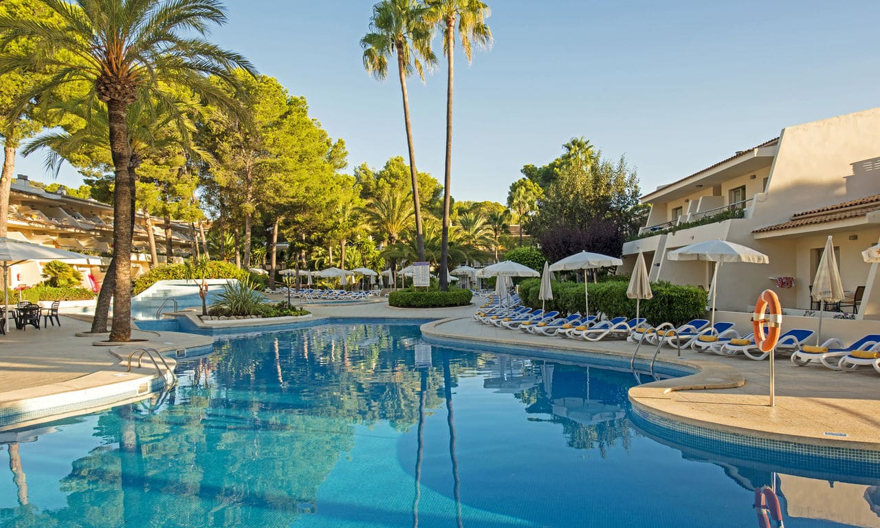 Iberostar_Mallorca_Pinos Park_PIN_IB_POOL_MAIN_D1307_068_low