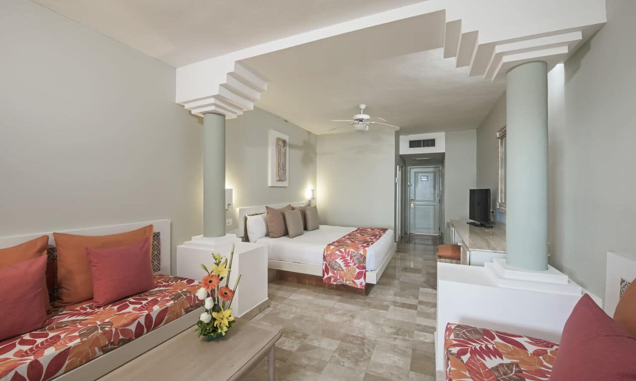 Iberostar_Mexiko_Hotel Quetzal_QTZ_IB_R JUNIOR SUITE_OCEAN FRONT_D1612_006_low