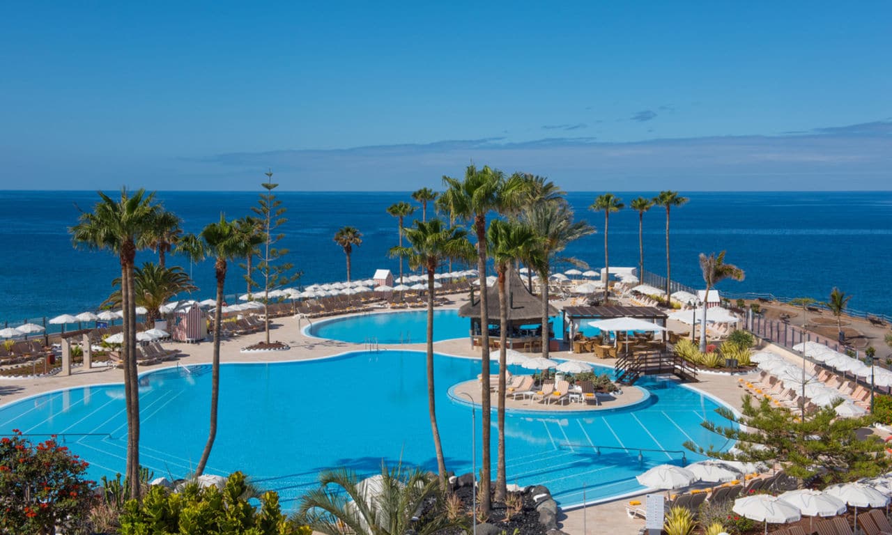 Iberostar_Teneriffa_Anthelia_ANT_SE_POOL_MAIN_D1806_007_low