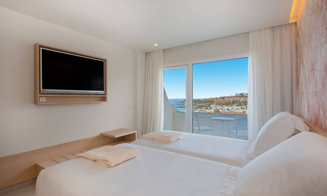 Iberostar_Teneriffa_Sabila_SAB_SE_STPR_ROOM_D1802_002_low