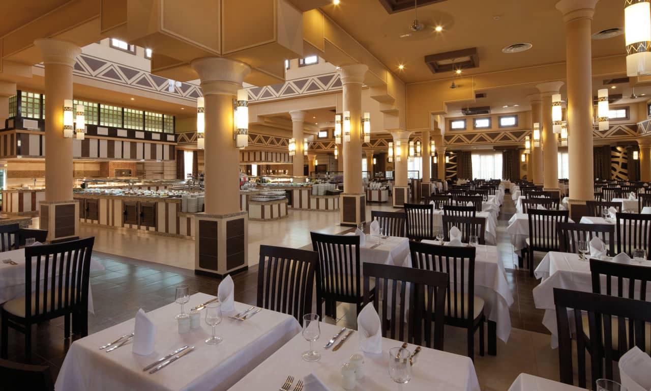 tou_11_068 main restaurant