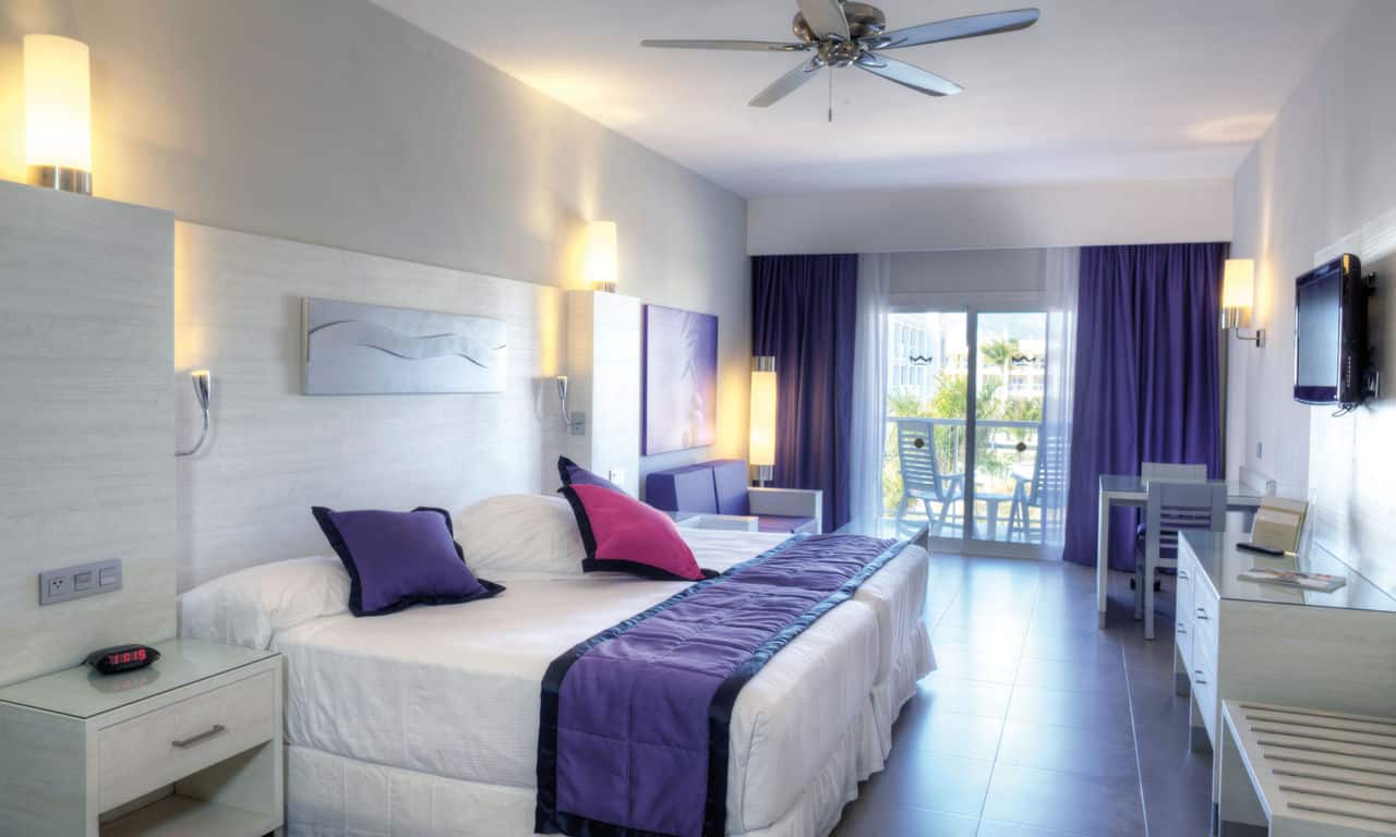 Dominikanische Republik - hotel Riu Palace Bavaro - Junior Suite hautpgebäude