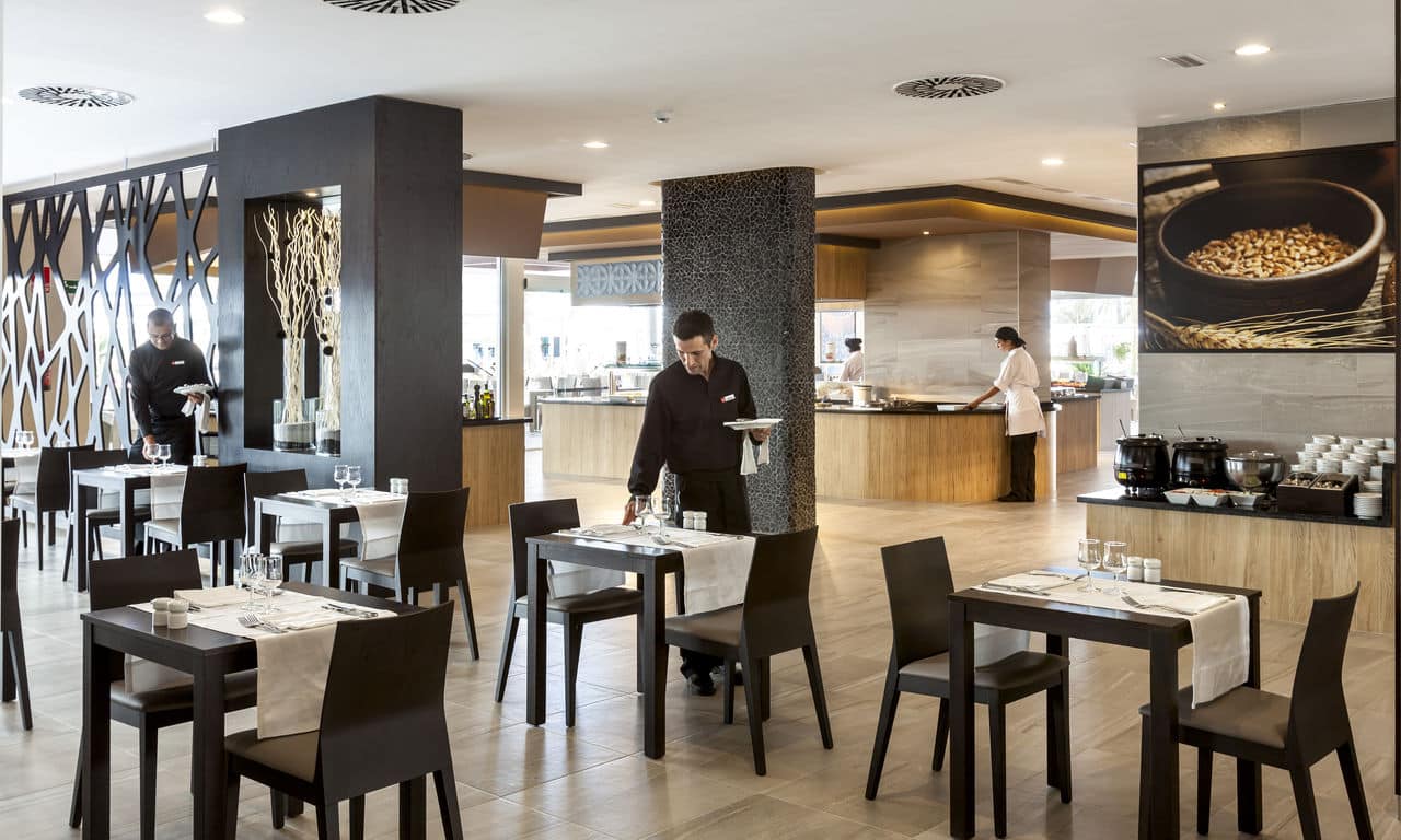 Gran Canaria - hotel Riu Papayas - hauptrestaurant 02
