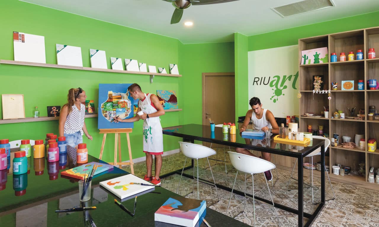 Gran Canaria - hotel Riu Papayas - Riuart Atelier
