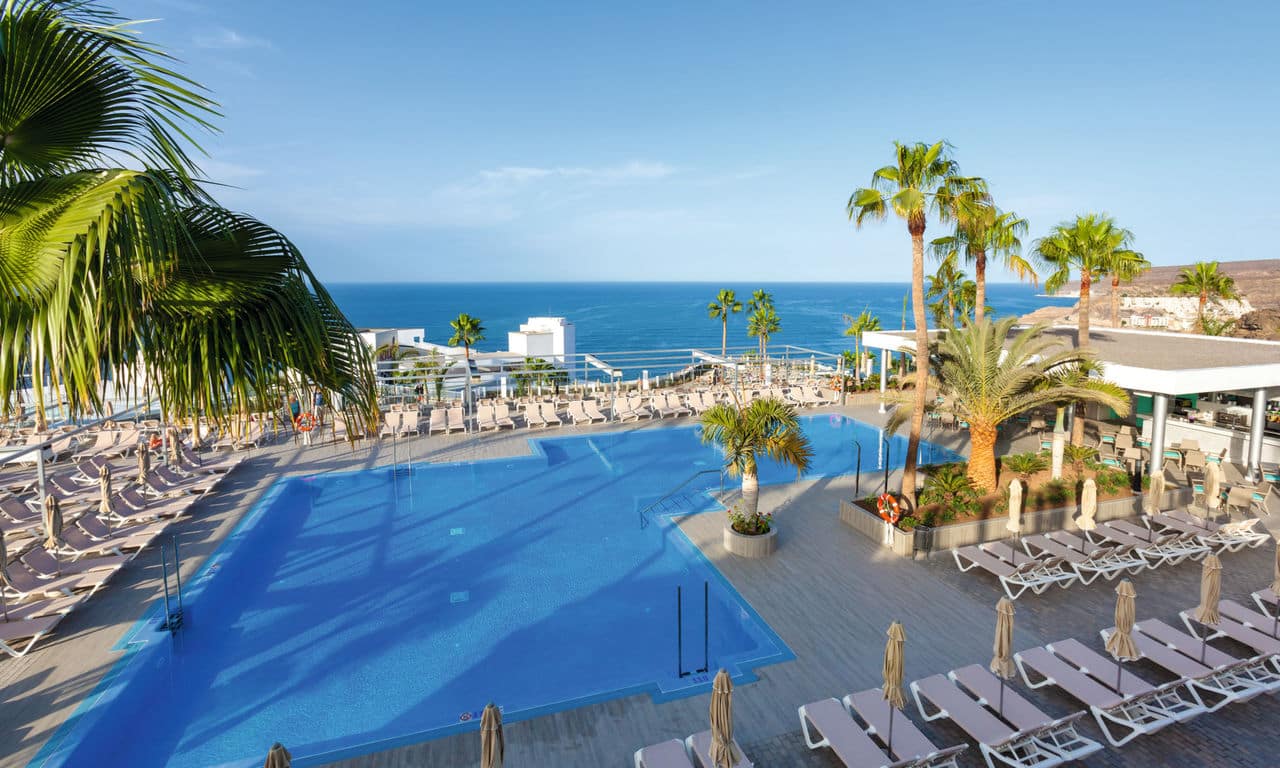 Gran Canaria - hotel Riu Vistamar - swimming pool und meer 02