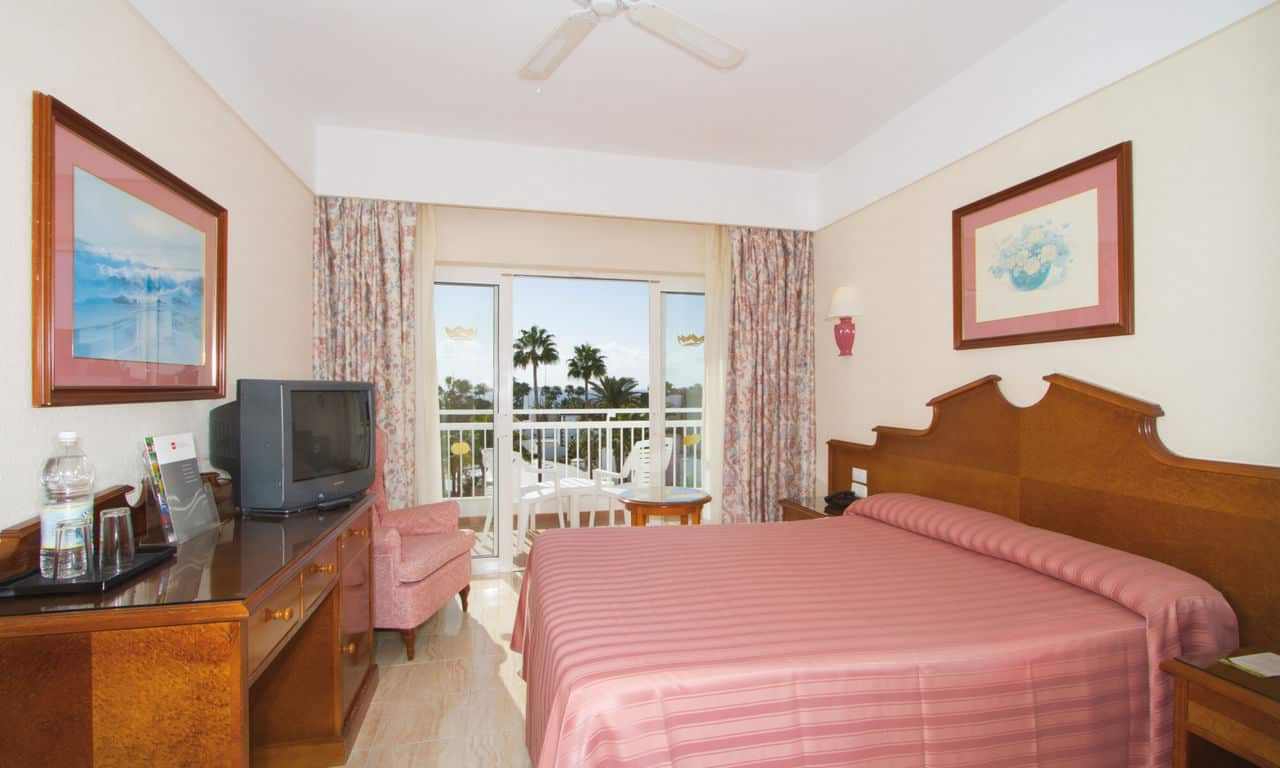 Lanzarote puerto del carmen - hotel Riu Paraiso Lanzarote Resort - einzelzimmer mit meerblick