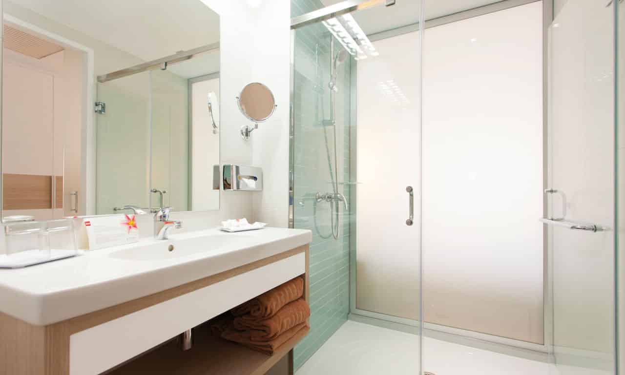 Mallorca Playa De Palma - adults only Hotel Riu San Francisco - Doppelzimmer Bad