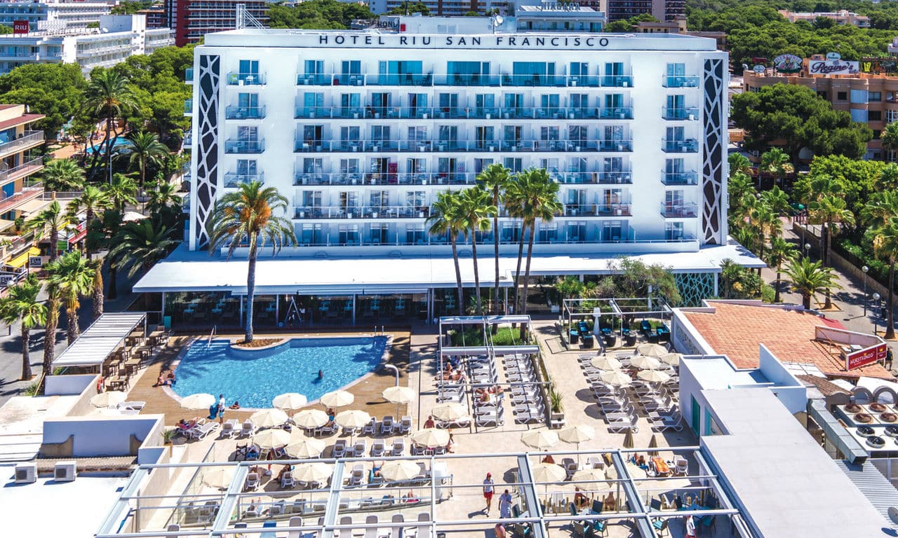 Mallorca Playa De Palma - adults only Hotel Riu San Francisco - Hotelansicht und Pool