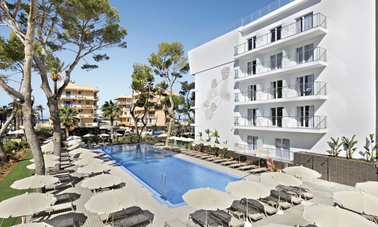 Mallorca Playa De Palma - Riu Concordia - Hotelansicht und Pool 02