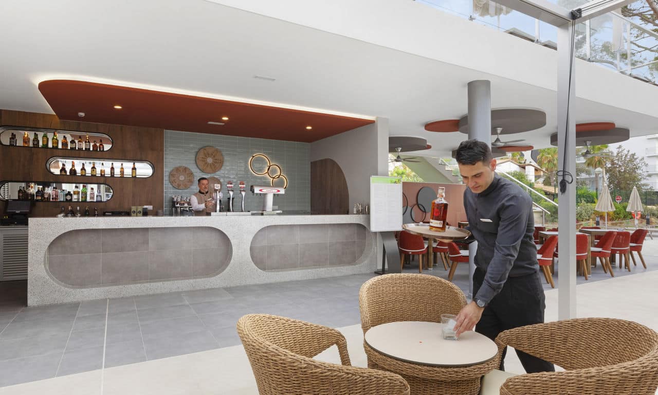 Mallorca Playa De Palma - Riu Concordia - Pool Bar