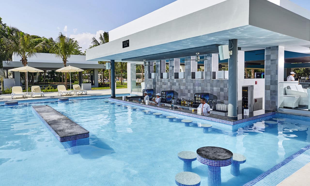 Mexiko playa del carmen - hotel Riu Tequila - Swim Up Bar