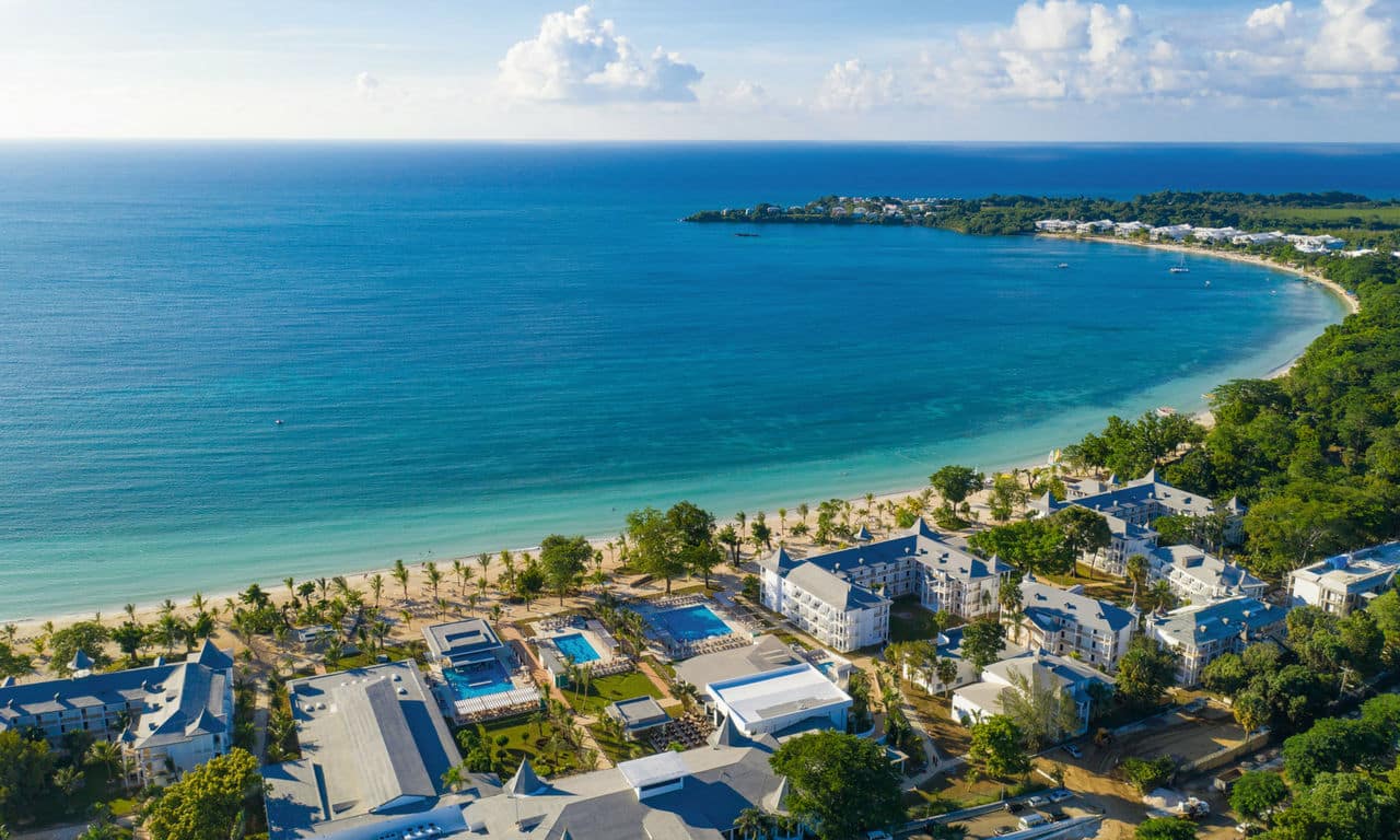 jamaika negril hotel riu palace tropical bay hotelanlage und strand 01
