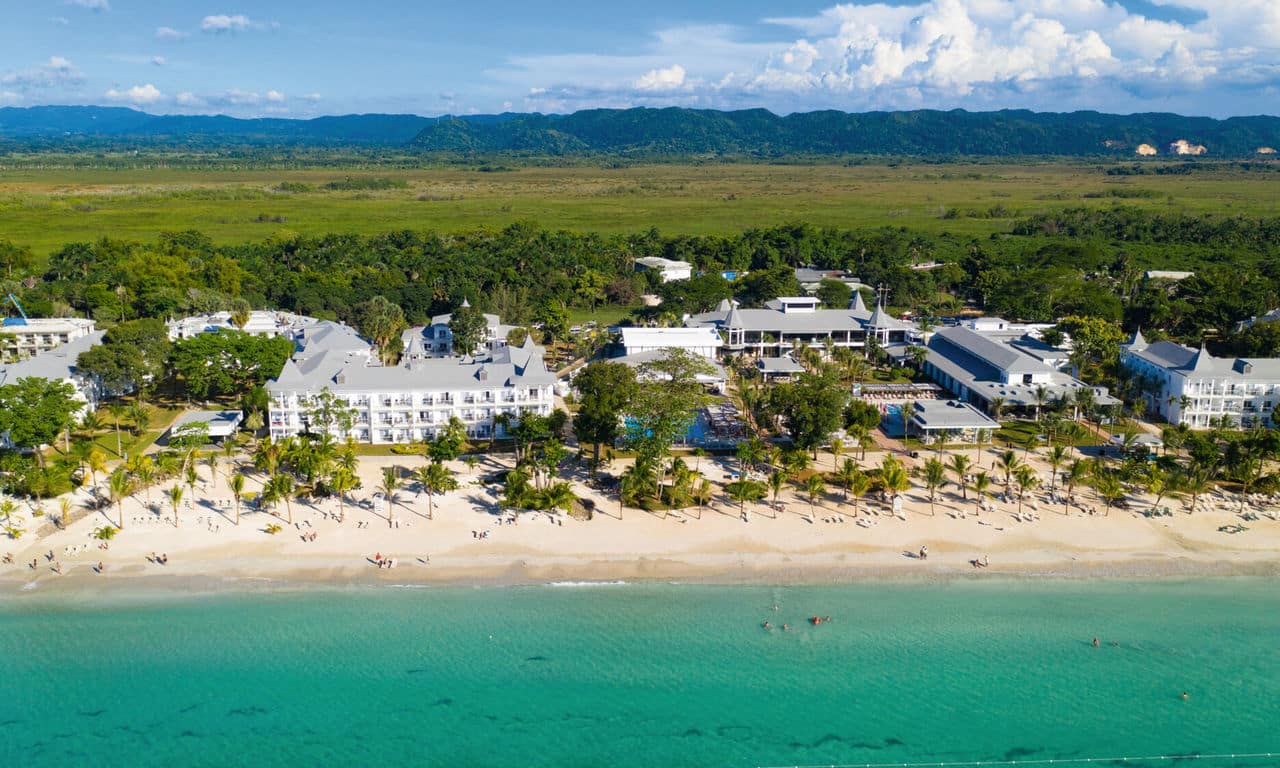 jamaika negril hotel riu palace tropical bay hotelanlage und strand