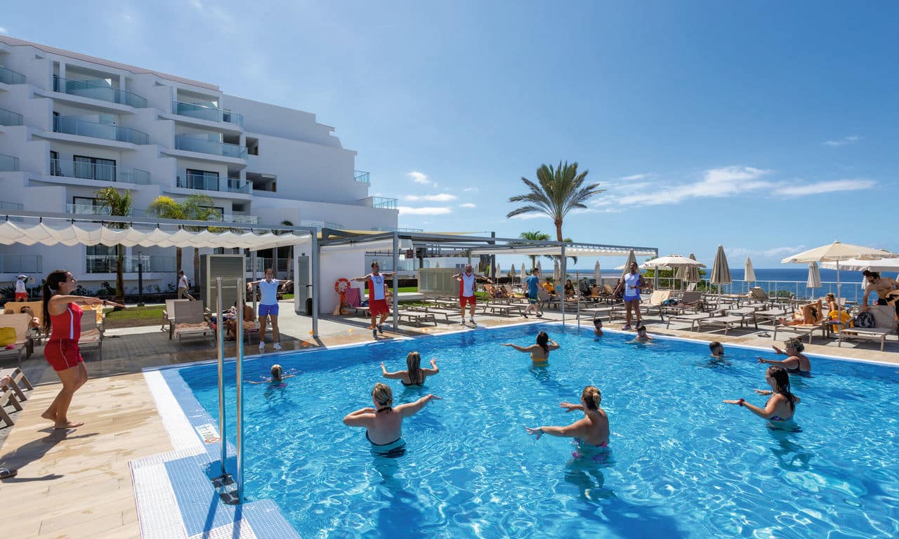 kanaren teneriffa hotel riu buenavista pool und hotelansicht 03