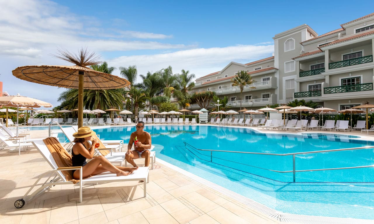 kanaren teneriffa hotel riu garoe pool 2