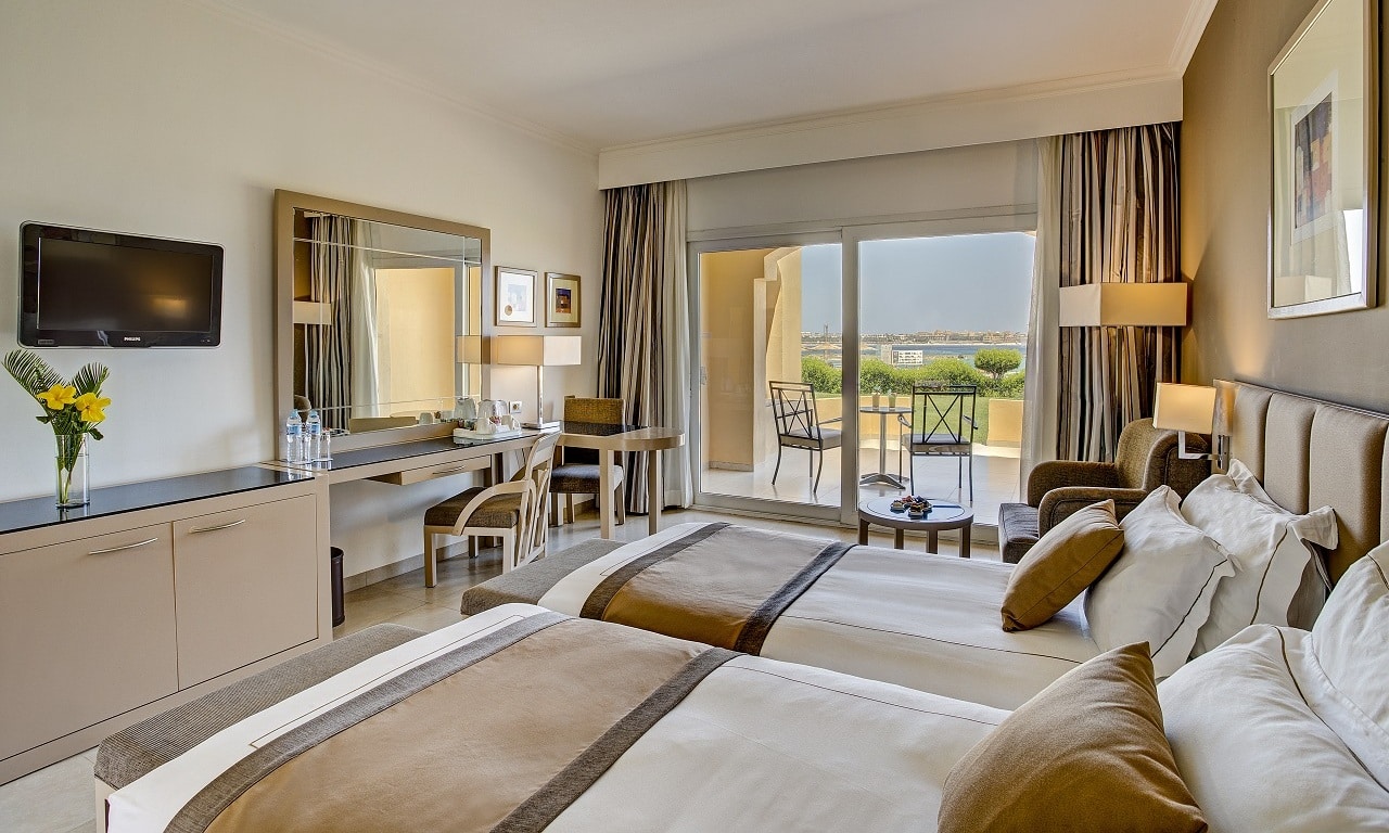 aegypten hurghada makadi bay cleapatra luxury resort premium deluxe zimmer beach side 2