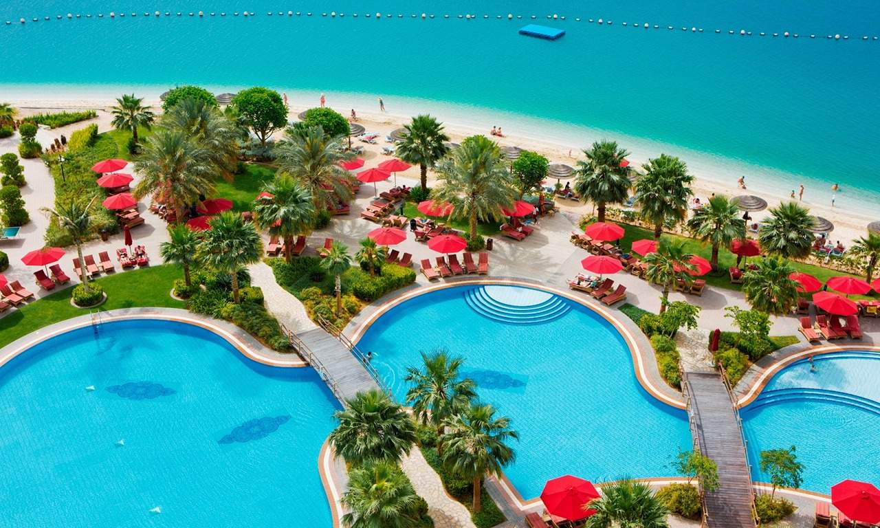 khalidiya palace rayhaan by rotana hotel und strand 01