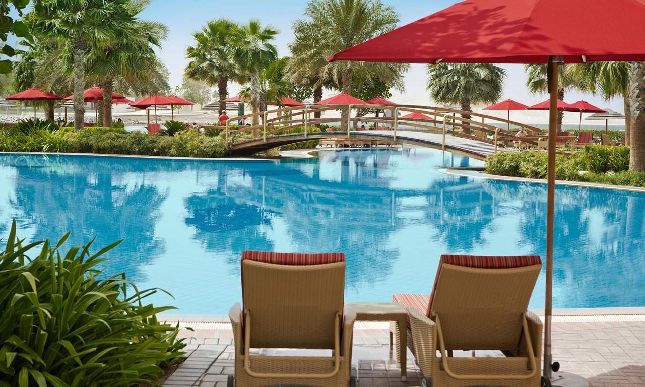 khalidiya palace rayhaan by rotana pool 02